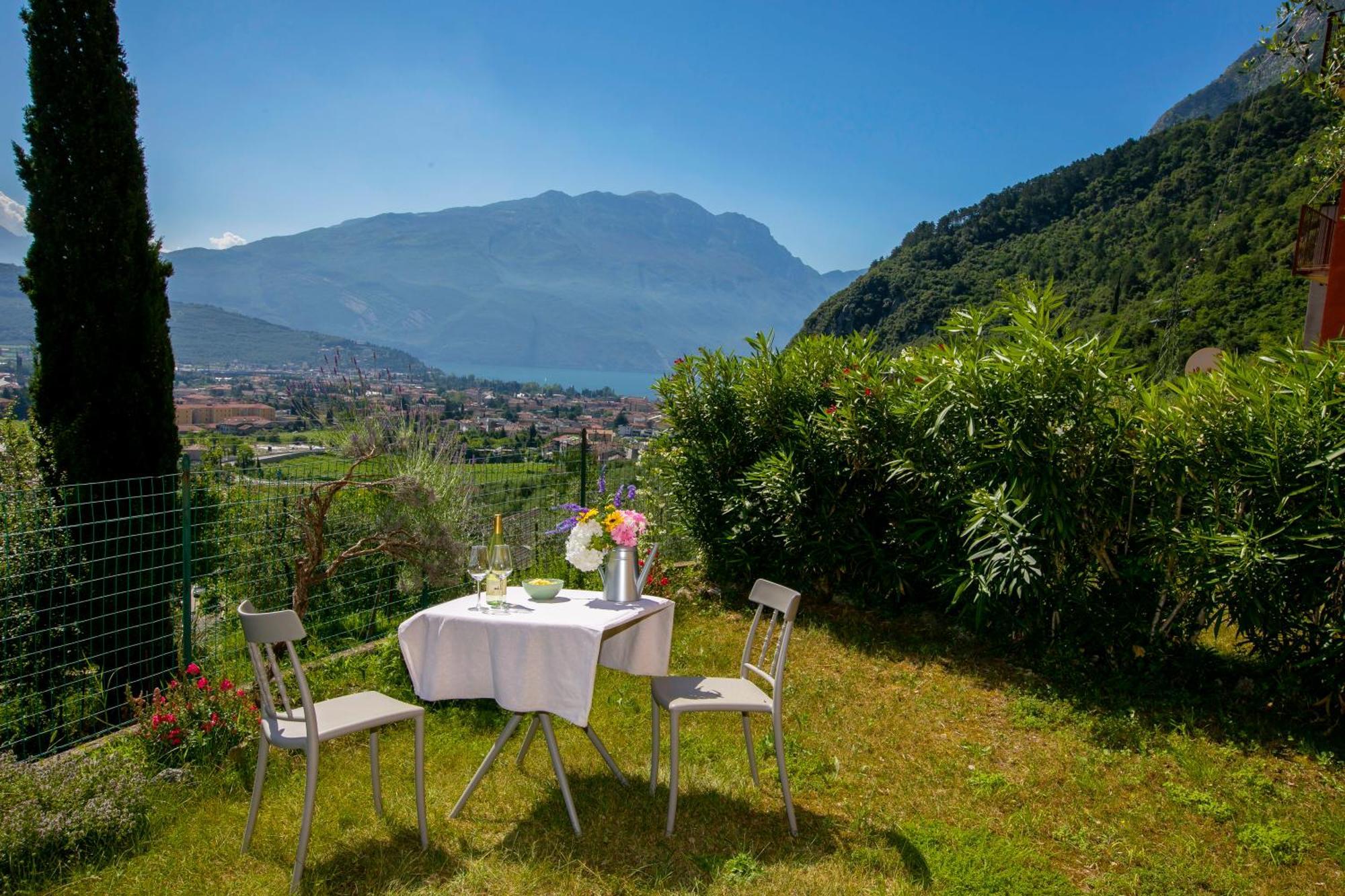 Casa Turchese - Happy Rentals Riva del Garda Exterior photo